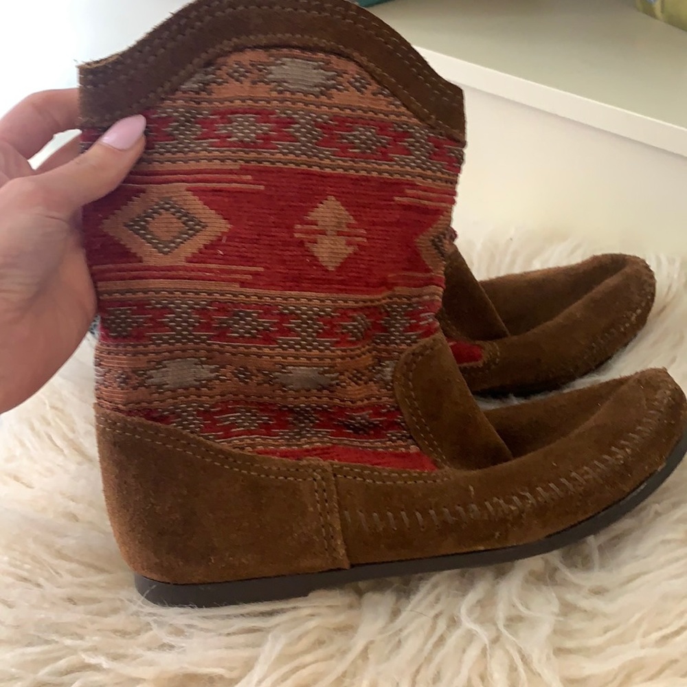 Minnetonka boots
